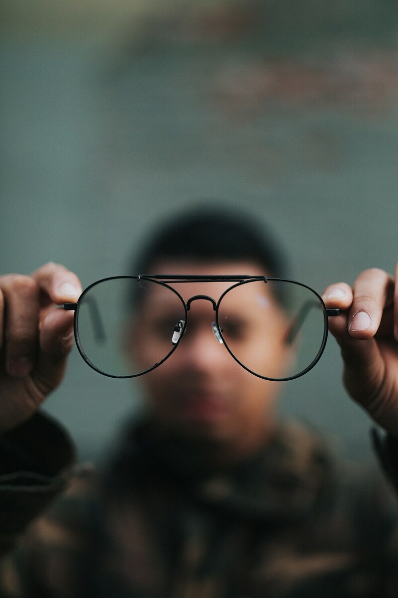 Für neuen Durchblick / Vision_nathan-dumlao-VJHb4QPBgV4-unsplash Für neuen Durchblick